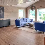 Сasa de vacaciones Cozy In With Sauna
