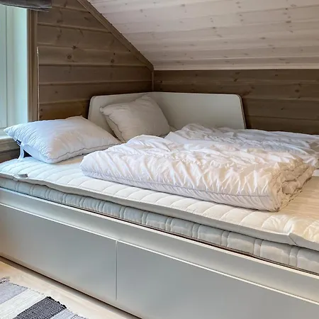 Casa de Férias Cozy In With Sauna Hornindal